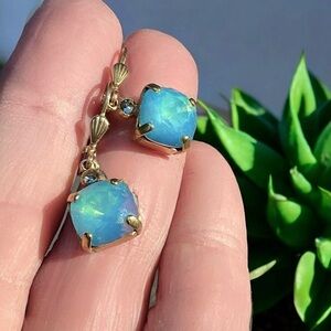 🌺Catherine Popesco Blue Swarovski Earrings